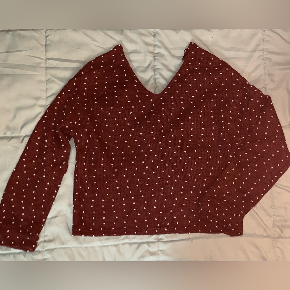 🌟🌟 PAPERMOON BOUTIQUE SWEATER WITH OPEN BACK TWIST 🌟🌟